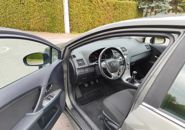 Toyota Avensis cena 33900 przebieg: 101000, rok produkcji 2009 z Szamotuły małe 79